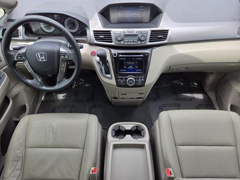 Used 2016 Honda Odyssey Touring Elite image 28