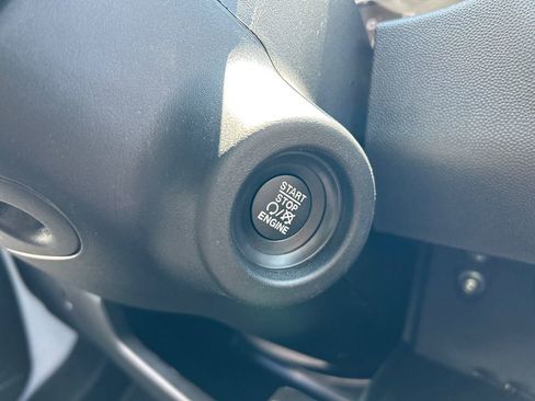 New 2024 RAM ProMaster 2500 w/ Convenience Group image 21