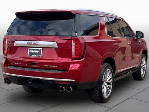 Used 2021 GMC Yukon Denali w/ Denali Premium Package AWD/4WD image 13