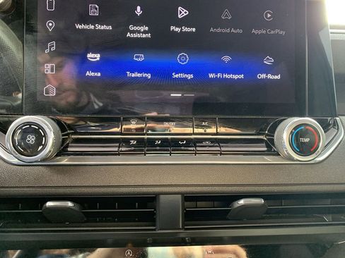 Used 2024 Chevrolet Colorado Trail Boss w/ Advanced Trailering Package image 16