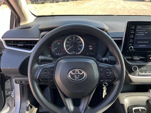 Used 2021 Toyota Corolla LE w/ Carpet Mat Package (TMS) FWD image 23