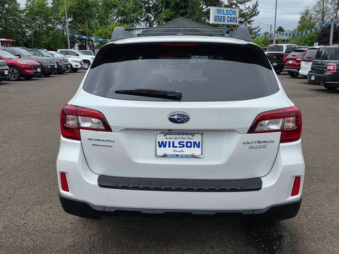 Used 2015 Subaru Outback 2.5i Limited AWD/4WD image 7