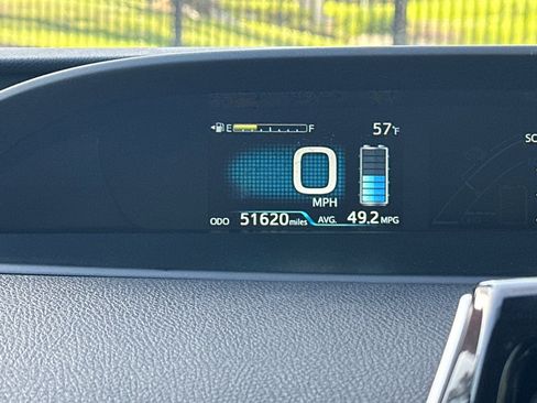 Used 2022 Toyota Prius XLE image 26