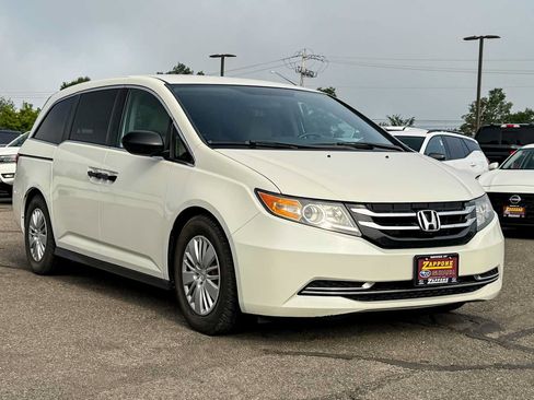 Used 2014 Honda Odyssey LX image 1