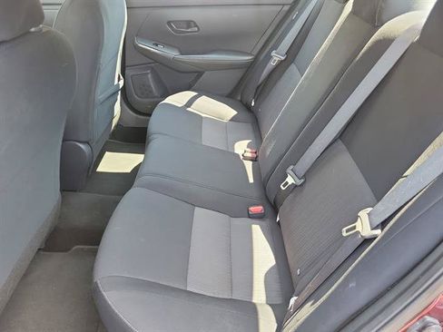Used 2024 Nissan Sentra SV FWD image 7
