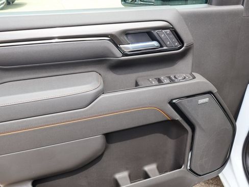 New 2026 GMC Sierra 2500 AT4 w/ AT4 Premium Plus Package AWD/4WD image 12