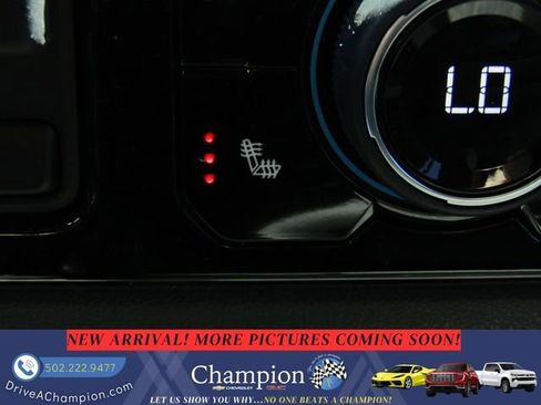 Used 2025 Chevrolet Silverado 2500 LTZ AWD/4WD image 16