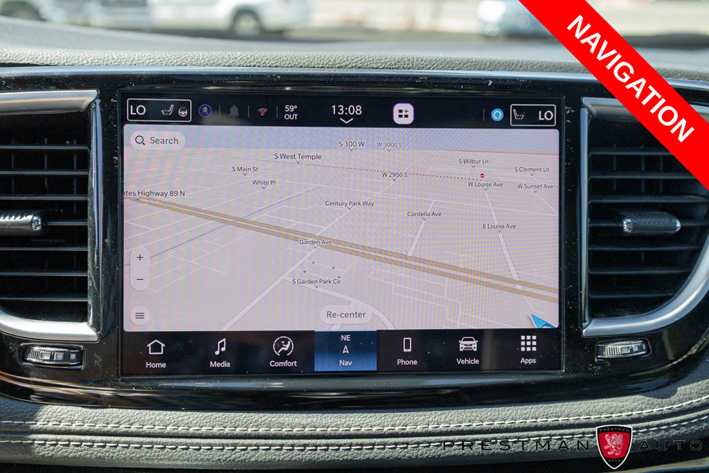 Used 2026 Chrysler Pacifica Limited FWD image 5