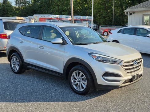 Used 2018 Hyundai Tucson SE FWD image 4