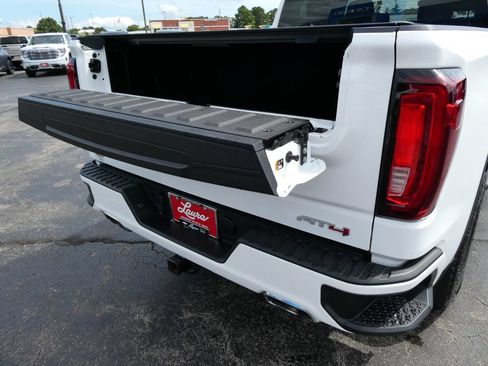 Certified 2021 GMC Sierra 1500 AT4 AWD/4WD image 18