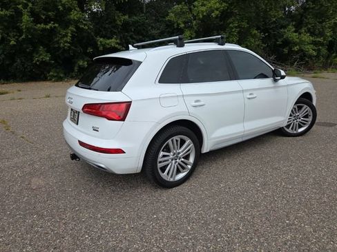 Used 2018 Audi Q5 2.0T Premium Plus w/ Premium Plus Package AWD/4WD image 14