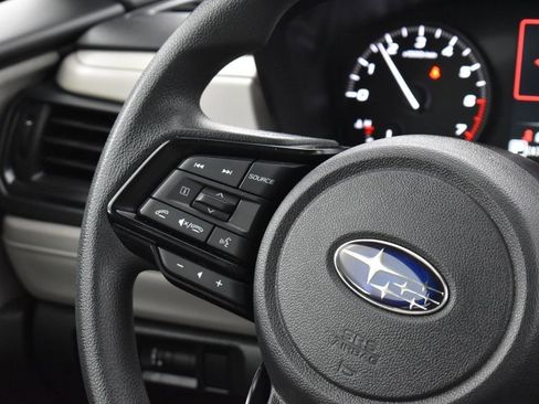 Used 2025 Subaru Forester AWD/4WD image 18