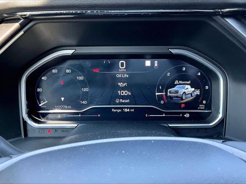 Used 2023 GMC Sierra 1500 AT4 w/ Technology Package AWD/4WD image 9