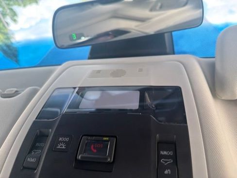 Certified 2025 Lexus ES 350 w/ Accessory Package (Z2) FWD image 25