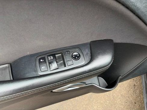Used 2019 Dodge Challenger SXT RWD image 12