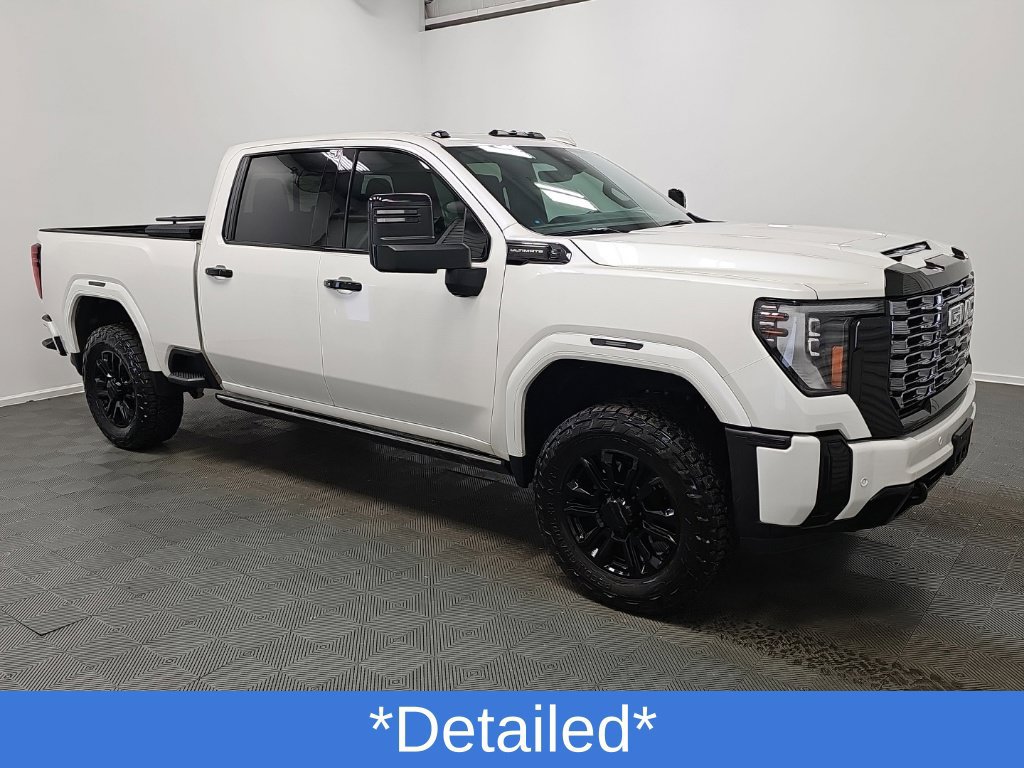 Used 2025 GMC Sierra 2500 Denali Ultimate AWD/4WD image 2