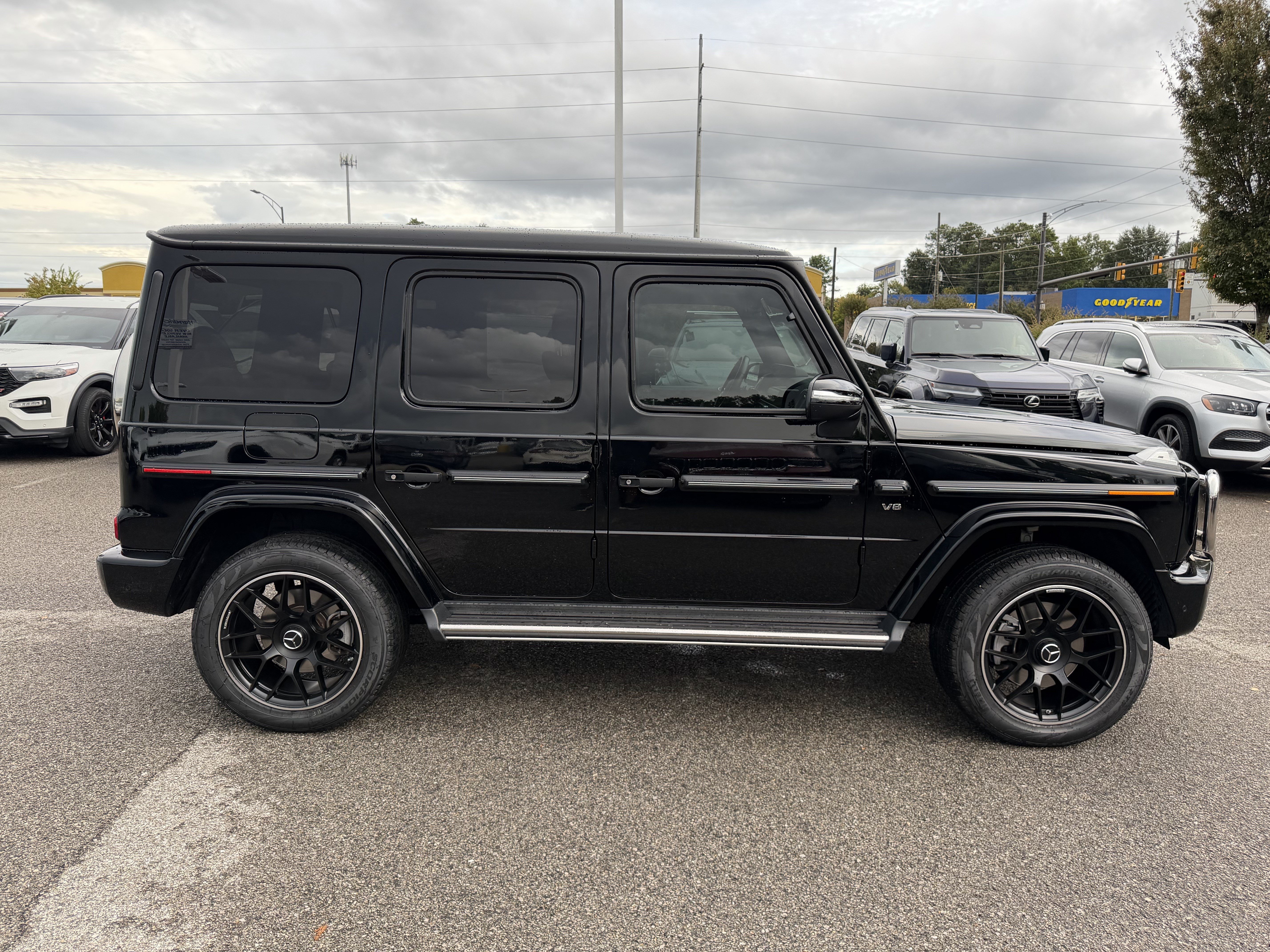 Used 2024 Mercedes-Benz G 550 image 11