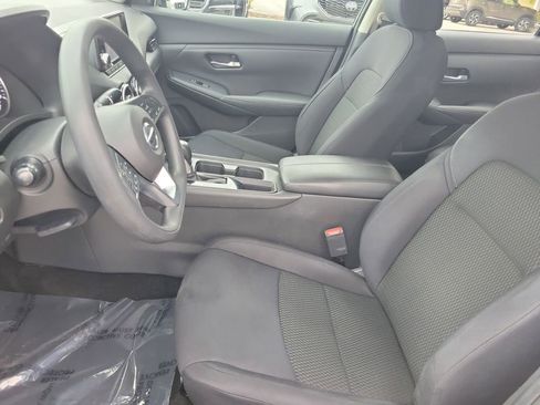 Certified 2021 Nissan Sentra S image 21