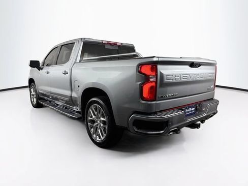 Used 2024 Chevrolet Silverado 1500 High Country w/ High Country Premium Package AWD/4WD image 7