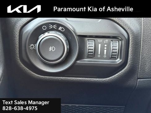 Used 2020 Jeep Wrangler Sport image 24