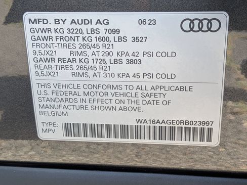 Used 2024 Audi Q8 e-tron Premium Plus w/ Prestige Package AWD/4WD image 34