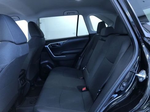 Used 2023 Toyota RAV4 LE AWD/4WD image 21