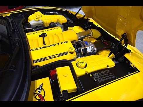 Used 2003 Chevrolet Corvette Convertible w/ Preferred Equipment Group1 image 2