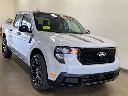 New 2025 Ford Maverick XLT w/ XLT Luxury Package AWD/4WD image 9
