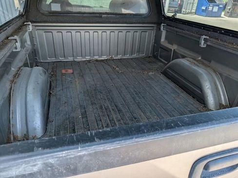Used 2003 GMC Sierra 1500 SLT w/ Professional Package AWD/4WD image 12