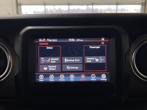 Used 2020 Jeep Wrangler Unlimited Sahara w/ LED Lighting Group image 25