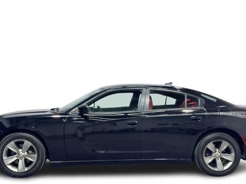 Used 2018 Dodge Charger SXT Plus w/ Beats Audio Group RWD image 1