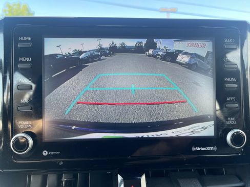 Used 2022 Toyota Corolla LE FWD image 26