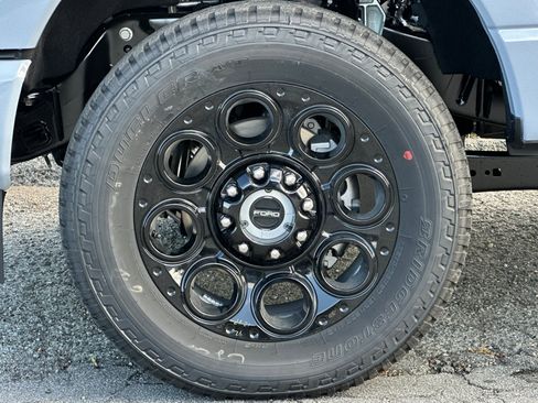 New 2026 Ford F250 Lariat w/ Black Appearance Package AWD/4WD image 22