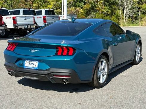 Used 2026 Ford Mustang Coupe RWD image 5
