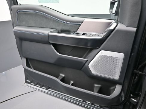 New 2026 Ford F350 Platinum w/ Tremor Off-Road Package image 16