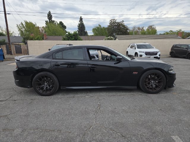 Used 2017 Dodge Charger R/T Scat Pack w/ Dynamics Package RWD image 2
