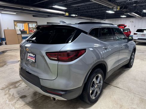 Certified 2025 Chevrolet Blazer LT w/ Convenience Package image 4