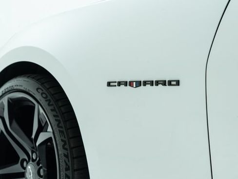 Used 2023 Chevrolet Camaro SS RWD image 21