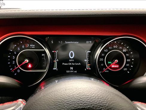 Used 2020 Jeep Gladiator Rubicon w/ Dual Top Group AWD/4WD image 14