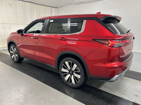 New 2026 Mitsubishi Outlander SE AWD/4WD image 7