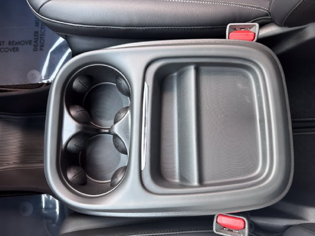 New 2027 Chrysler Pacifica Select FWD image 26