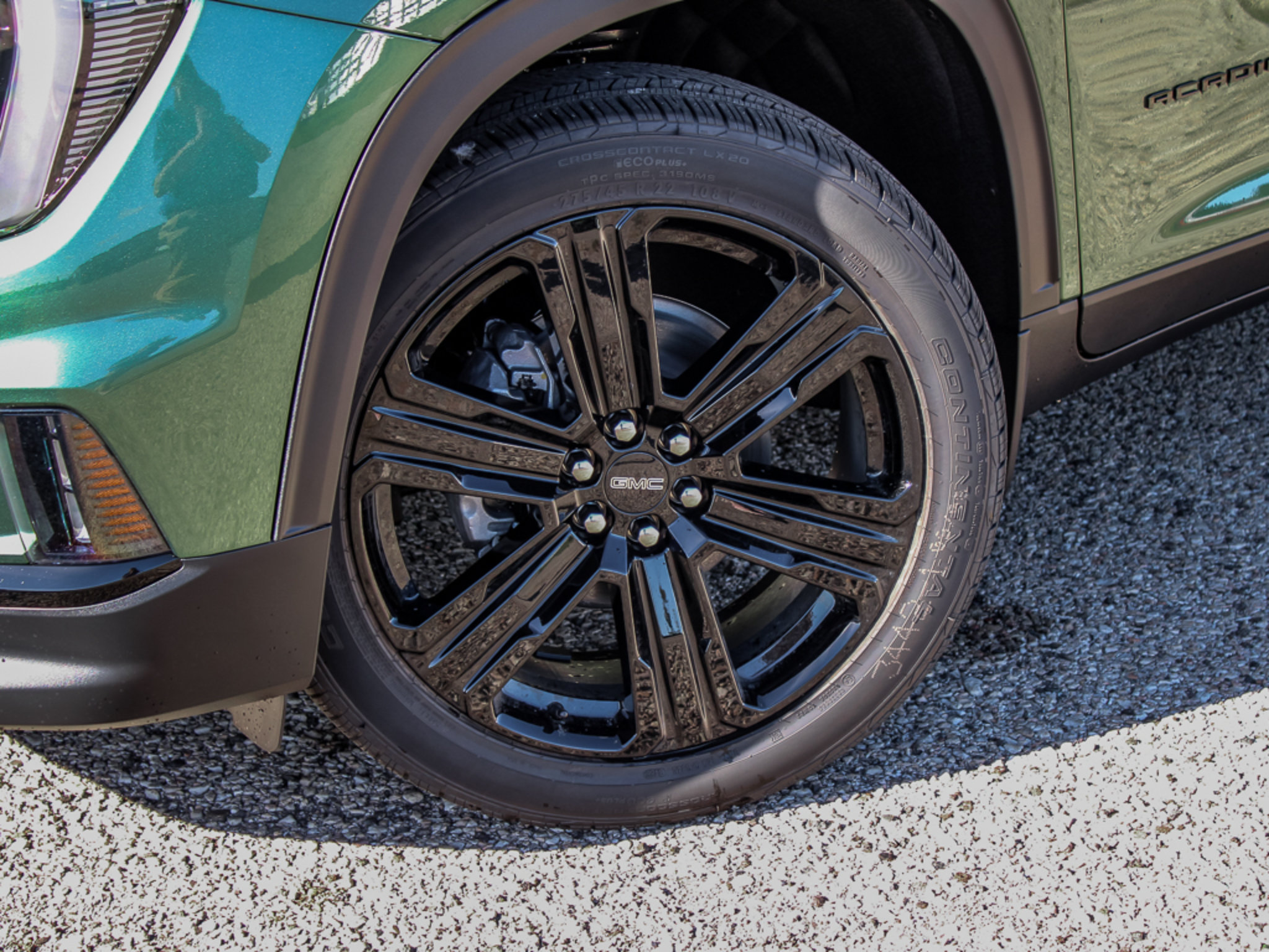New 2027 GMC Acadia Elevation w/ Black Edition AWD/4WD image 13