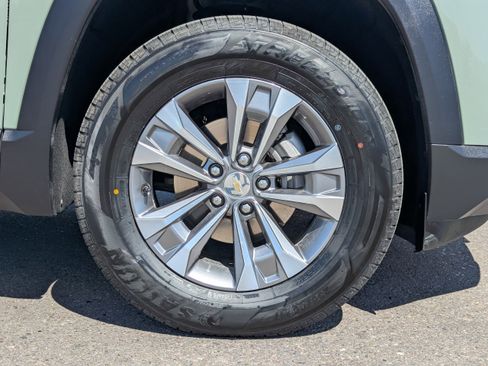 Certified 2025 Chevrolet Equinox LT w/ Convenience Package II AWD/4WD image 51