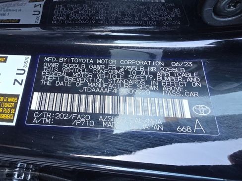 Used 2023 Toyota Crown XLE image 34