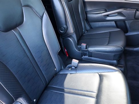 Used 2025 Kia Sorento X-Line EX image 32