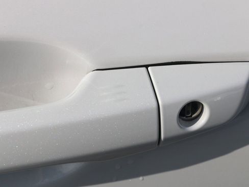 Used 2019 Honda CR-V EX image 16