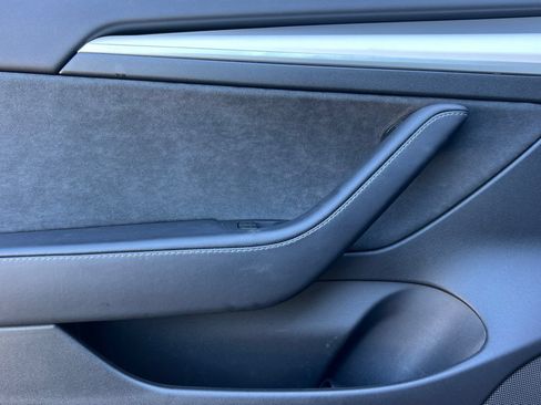 Used 2023 Tesla Model 3 Standard Range RWD image 11