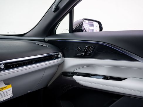 New 2026 Cadillac Lyriq Luxury w/ LPO, Floor Liner Package AWD/4WD image 29