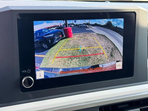 Used 2024 Toyota Tacoma image 21