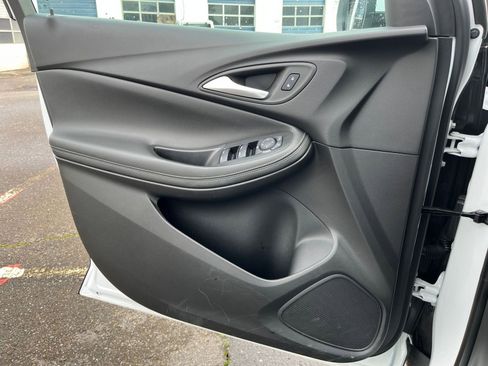 Used 2025 Buick Encore GX Preferred image 20